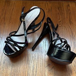 Chinese Laundry TEASER2 PLATFORM SANDAL